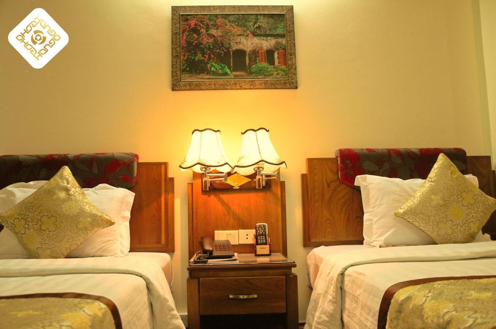 Hoa Hong Hotel 2 - Xa Dan Ханой Екстериор снимка