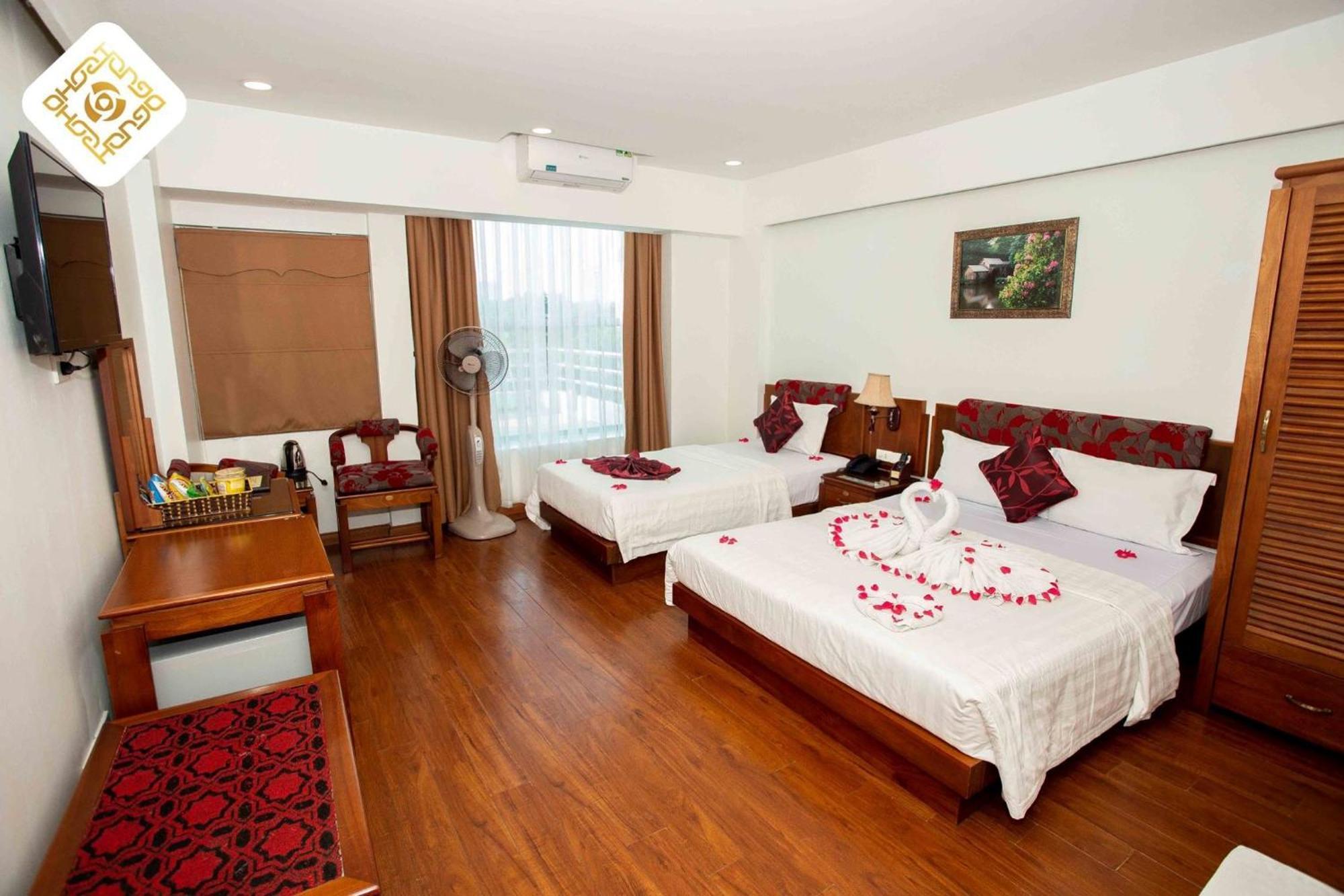 Hoa Hong Hotel 2 - Xa Dan Ханой Екстериор снимка